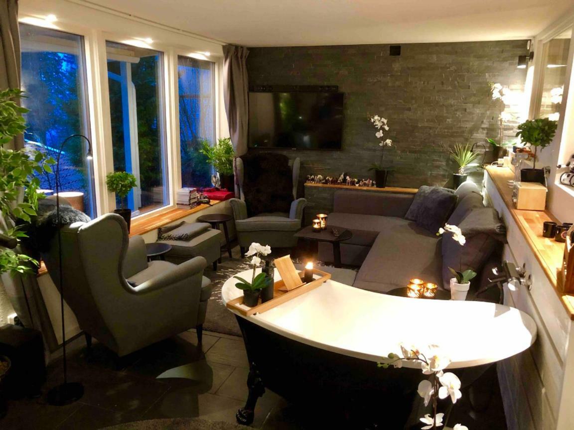 Lovely Studio Apartment Seaview & Private Sauna リラム エクステリア 写真
