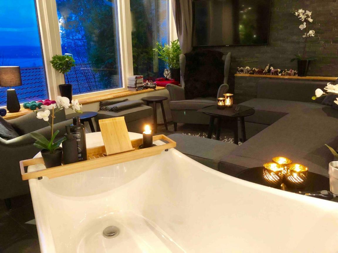 Lovely Studio Apartment Seaview & Private Sauna リラム エクステリア 写真