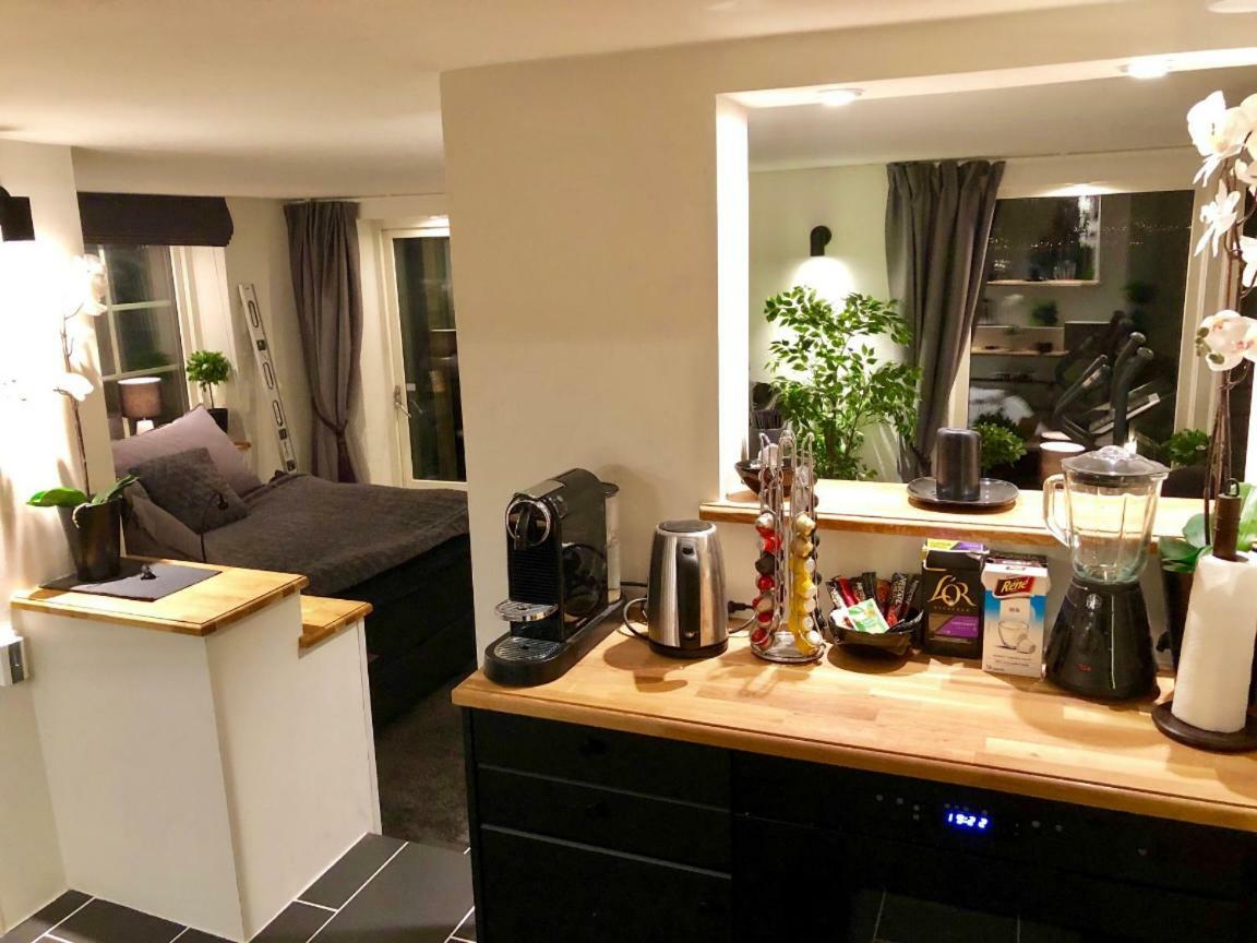 Lovely Studio Apartment Seaview & Private Sauna リラム エクステリア 写真